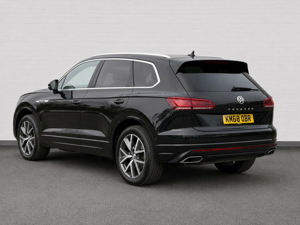 Volkswagen Touareg 3L R-line KM68OBR Black #3
