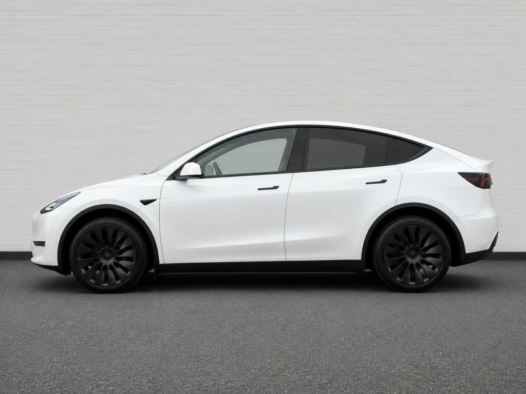 Tesla Model Y Suv LG73PRU White #3
