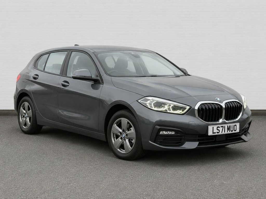 BMW 1 Series 1.5L Se Grey