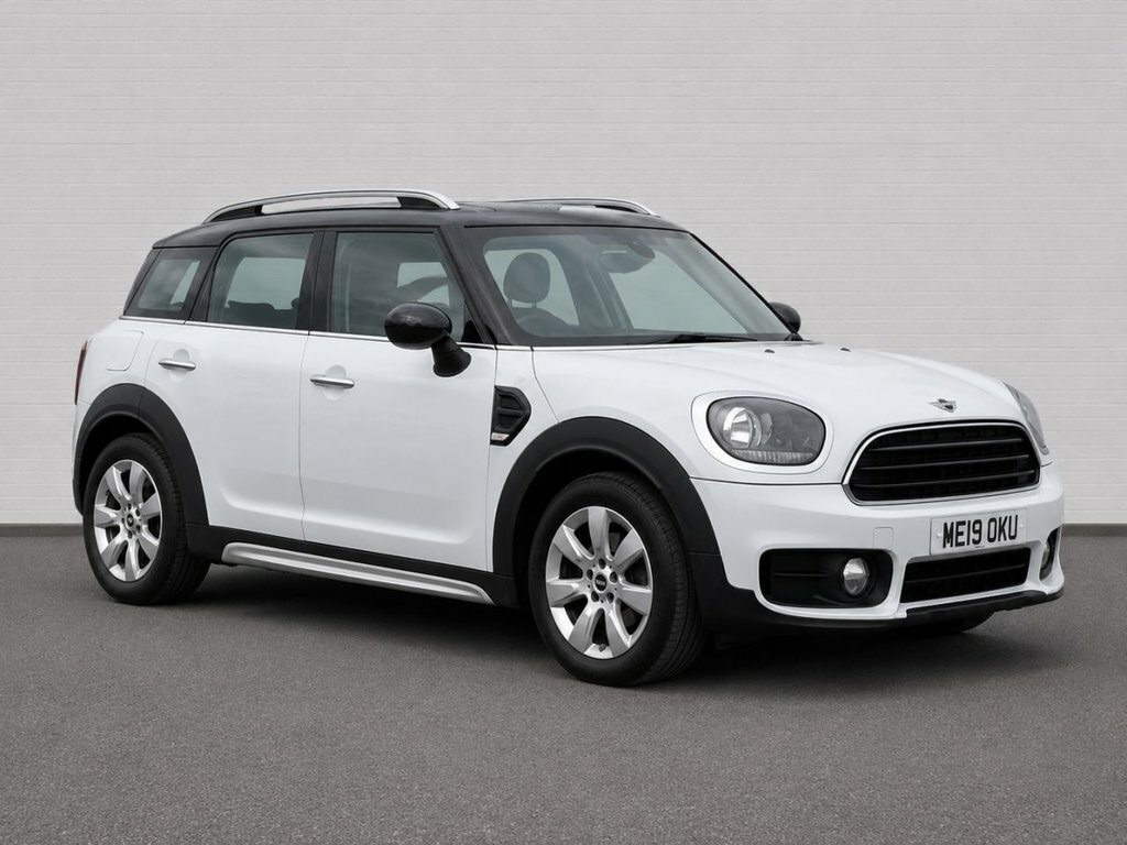 Mini Countryman 1.5L Cooper Classic White