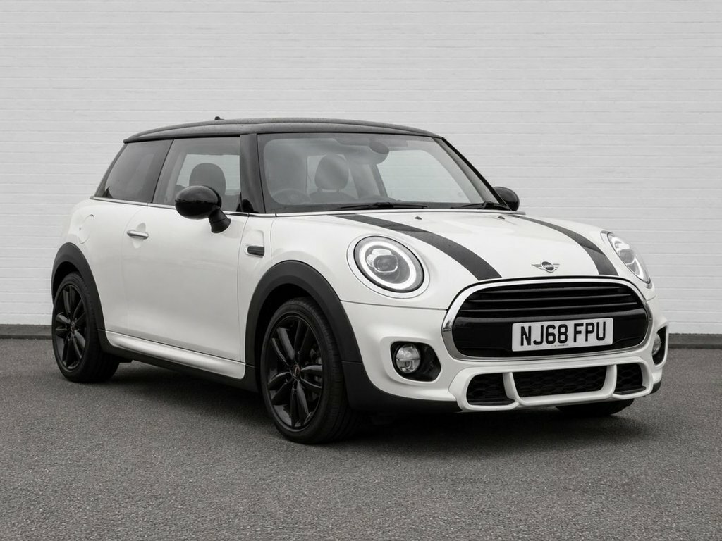 Mini Hatch 1.5L Cooper NJ68FPU Silver