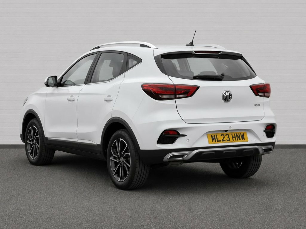 MG ZS 1.5L Exclusive ML23HNW White #2