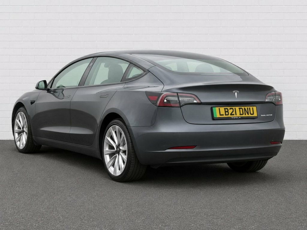 Tesla Model 3 Saloon LB21DNU Grey #2
