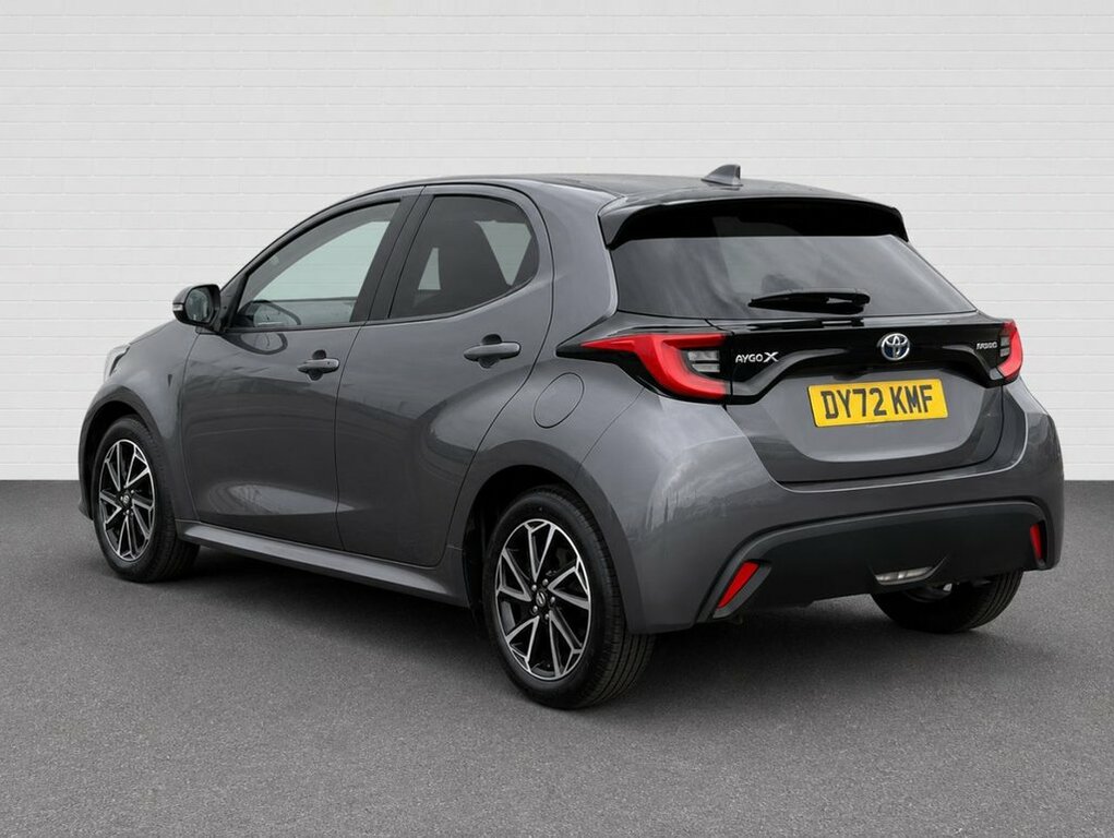 Toyota Yaris 1.5L Design DY72WWF Grey #2
