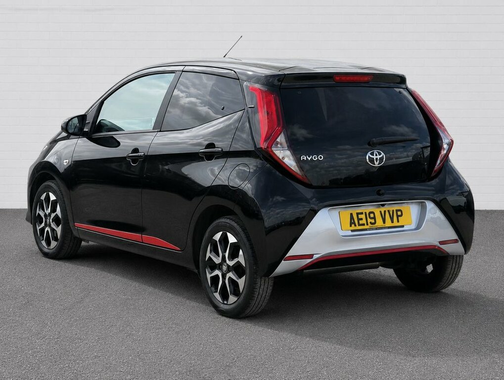 Toyota Aygo 1L X-trend AE19VVP Black #2