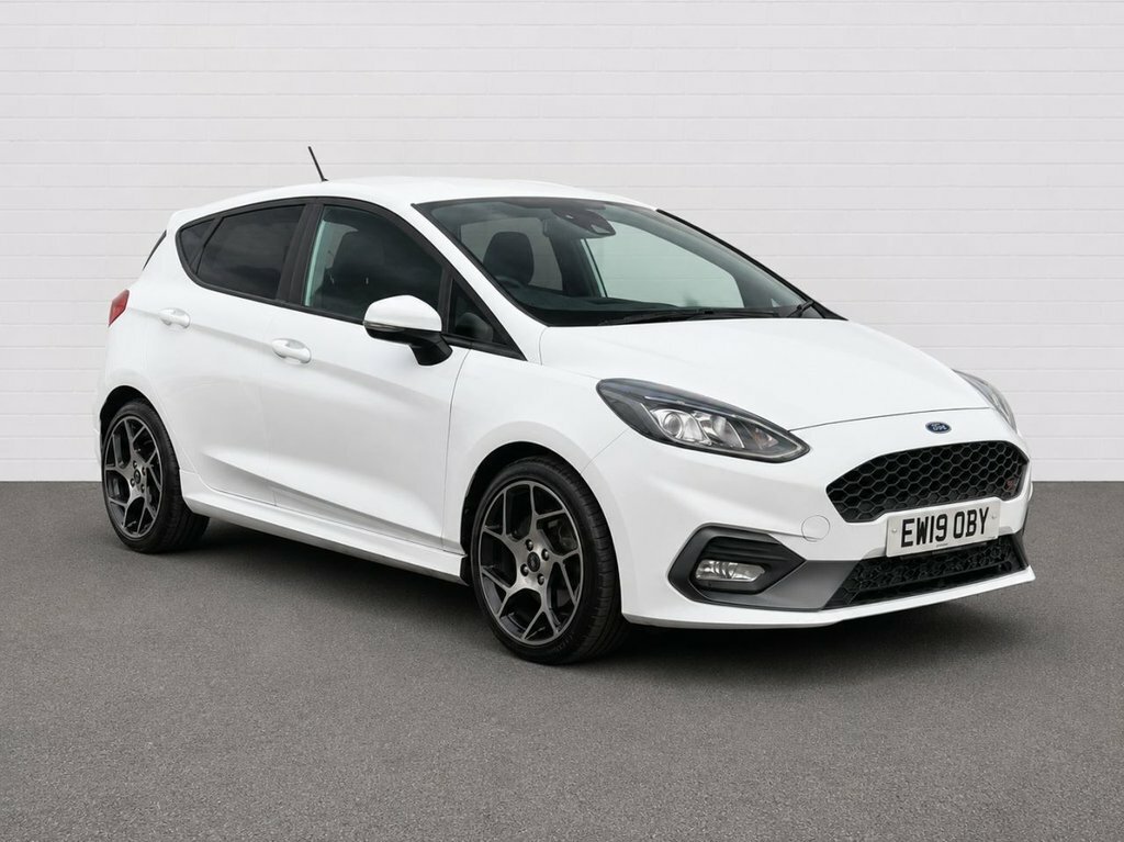 Ford Fiesta 1.5L St-2 White