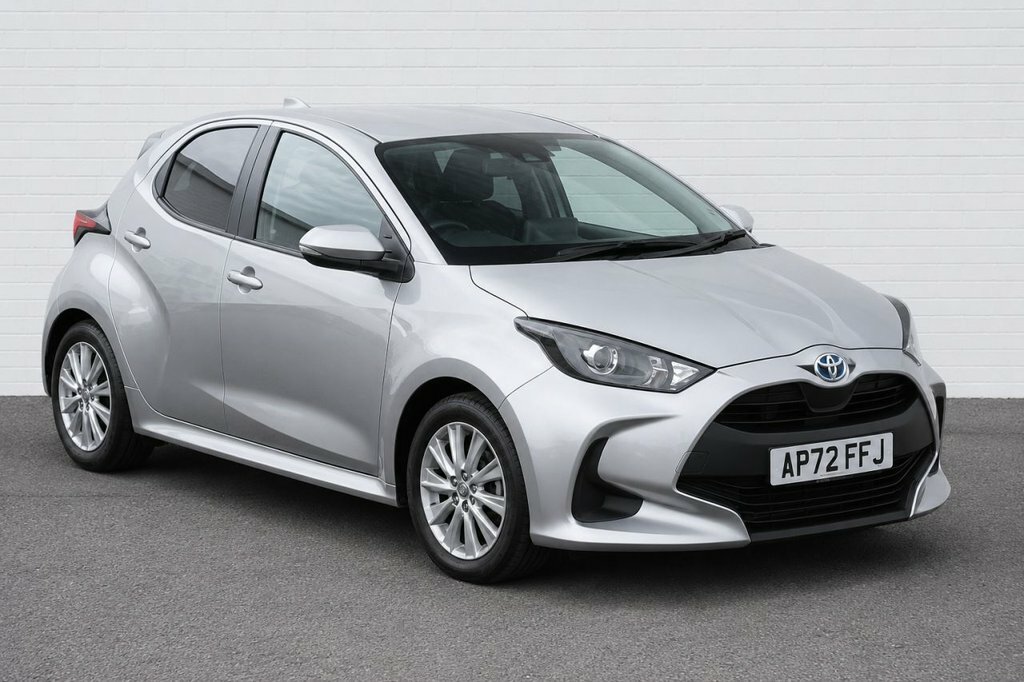 Toyota Yaris 1.5L Icon Silver