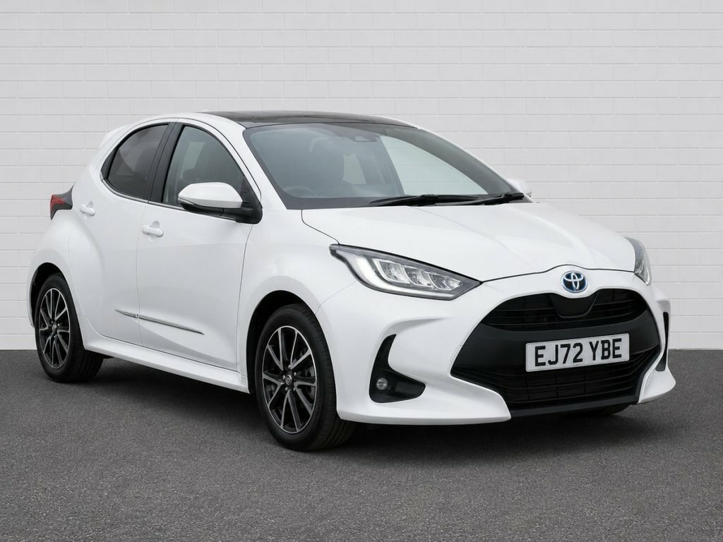 Toyota Yaris 1.5L Design White