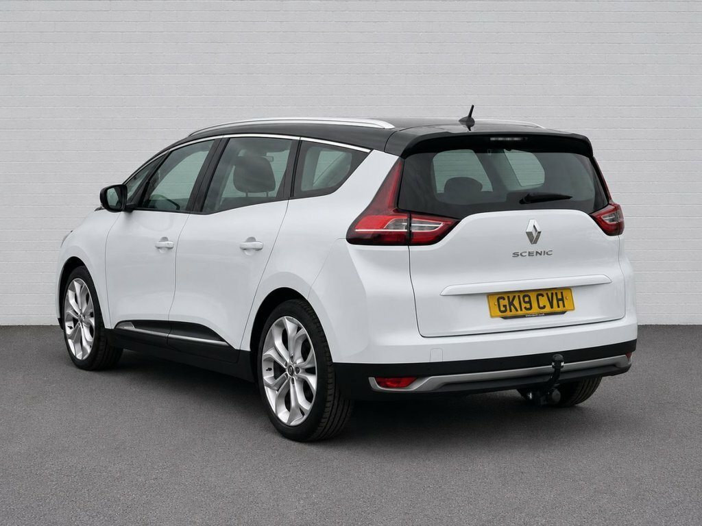 Renault Grand Scenic 1.3L Iconic GK19CVH White #2