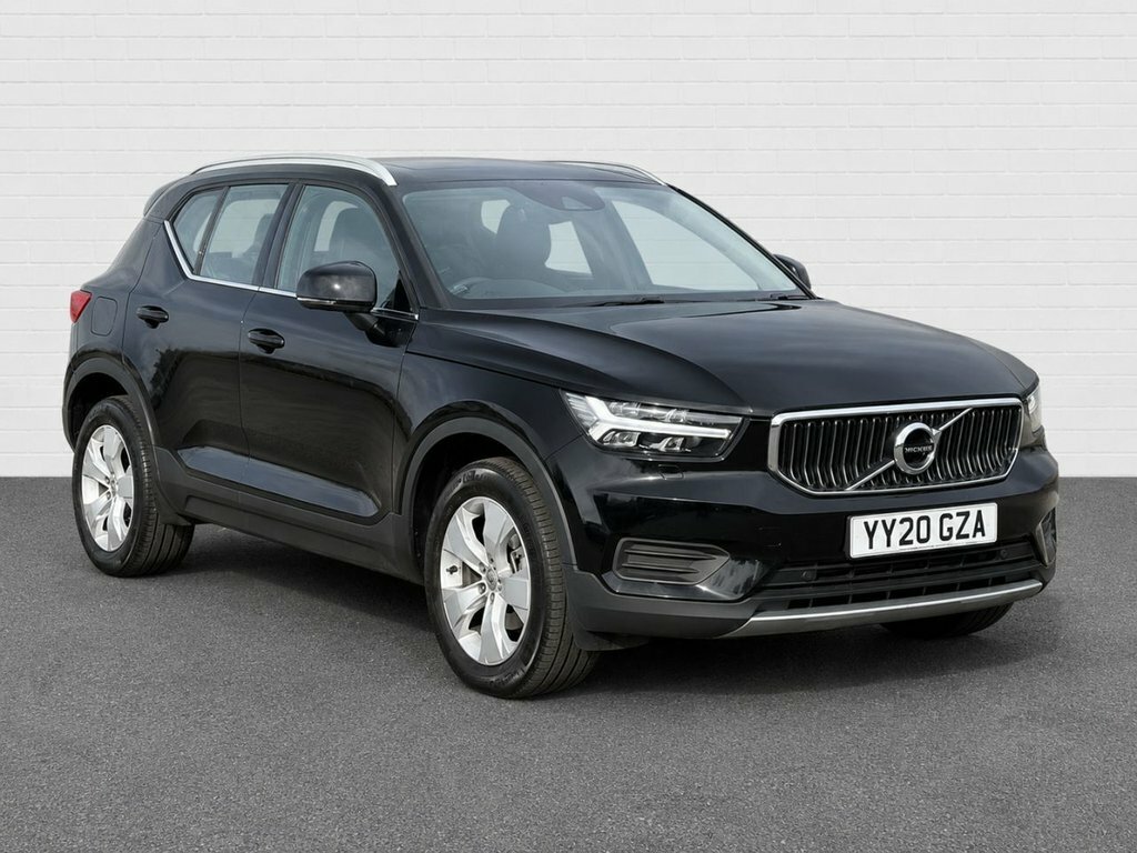 Volvo XC40 1.5L Momentum Black