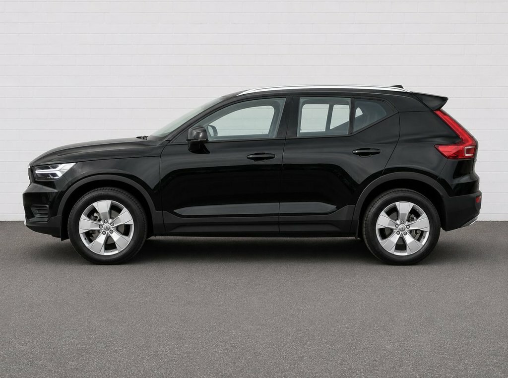 Volvo XC40 1.5L Momentum YY20GZA Black #2