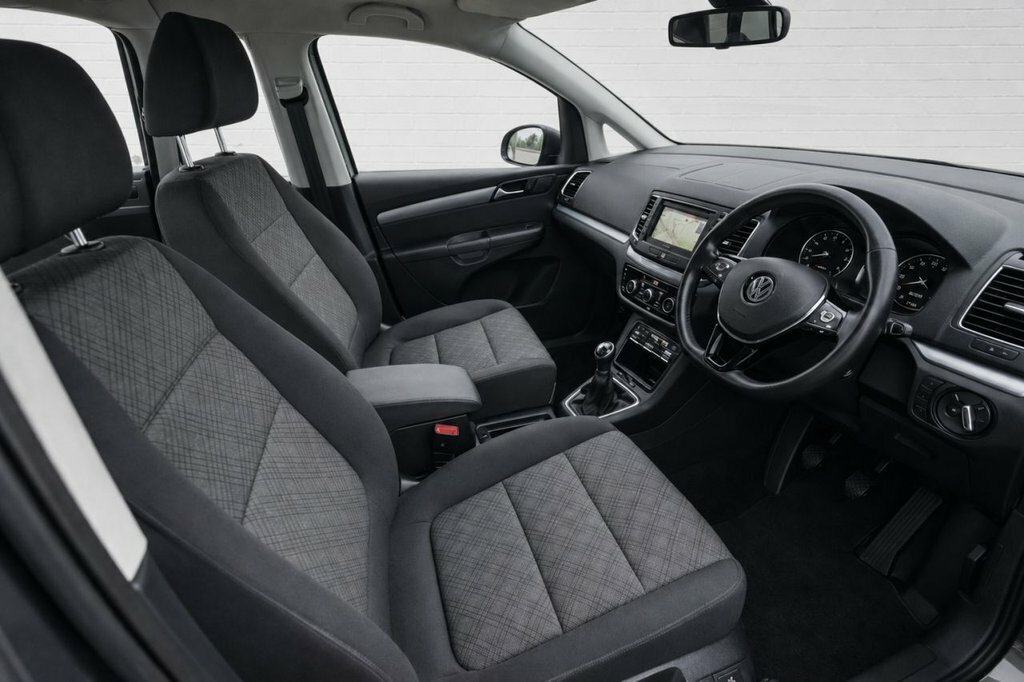 Volkswagen Sharan 2L S GF69RPU Grey #4