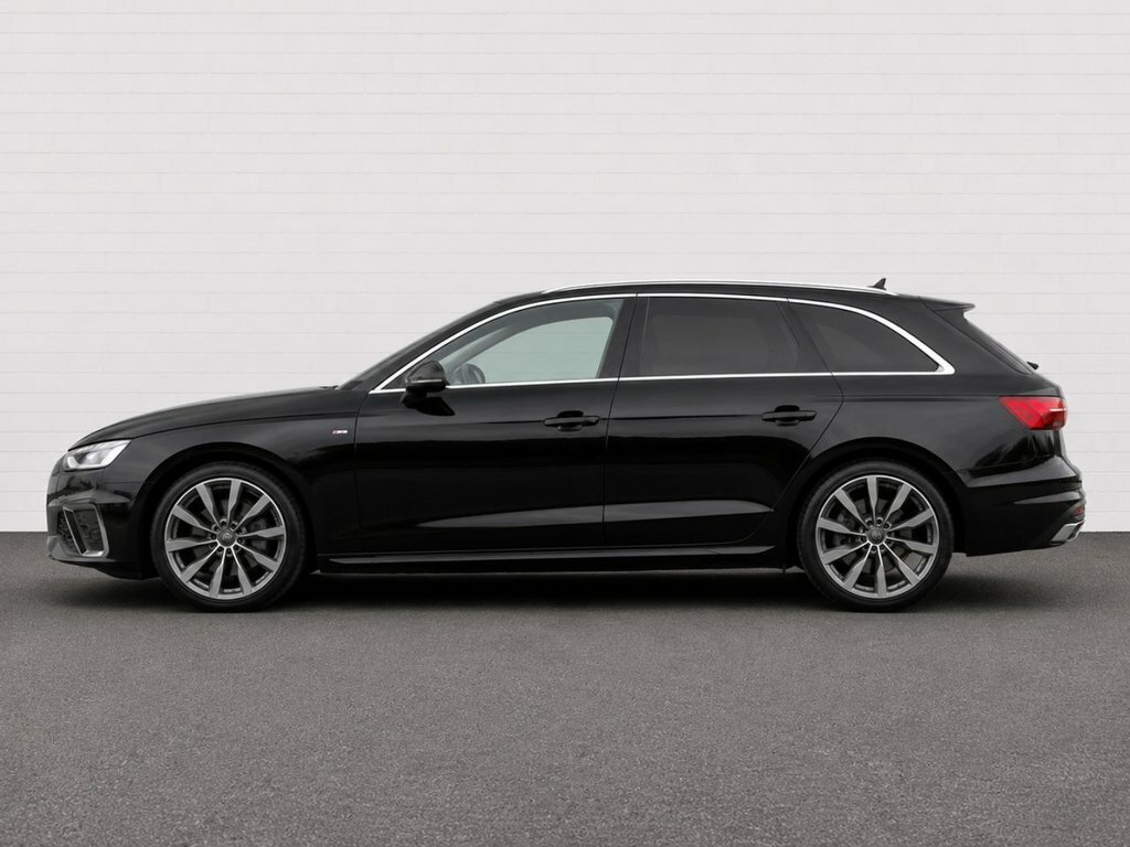 Audi A4 Avant 2L Sport Edition GL23HVR Black #3