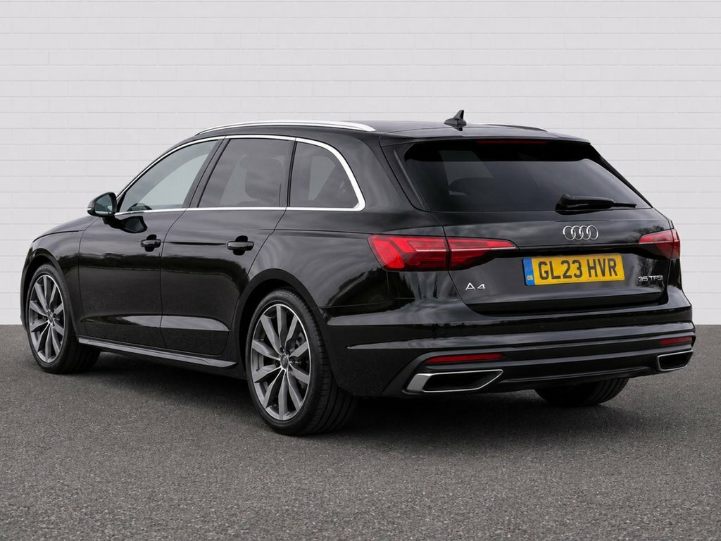 Audi A4 Avant 2L Sport Edition GL23HVR Black #2