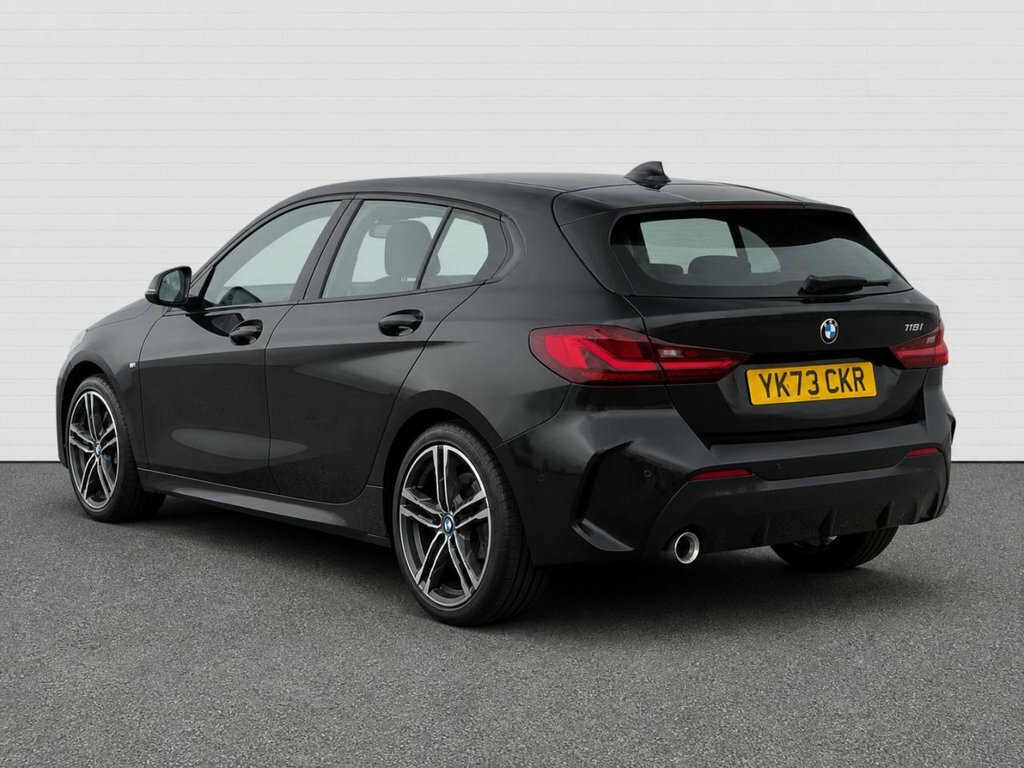 BMW 1 Series 1.5L M Sport Black #2
