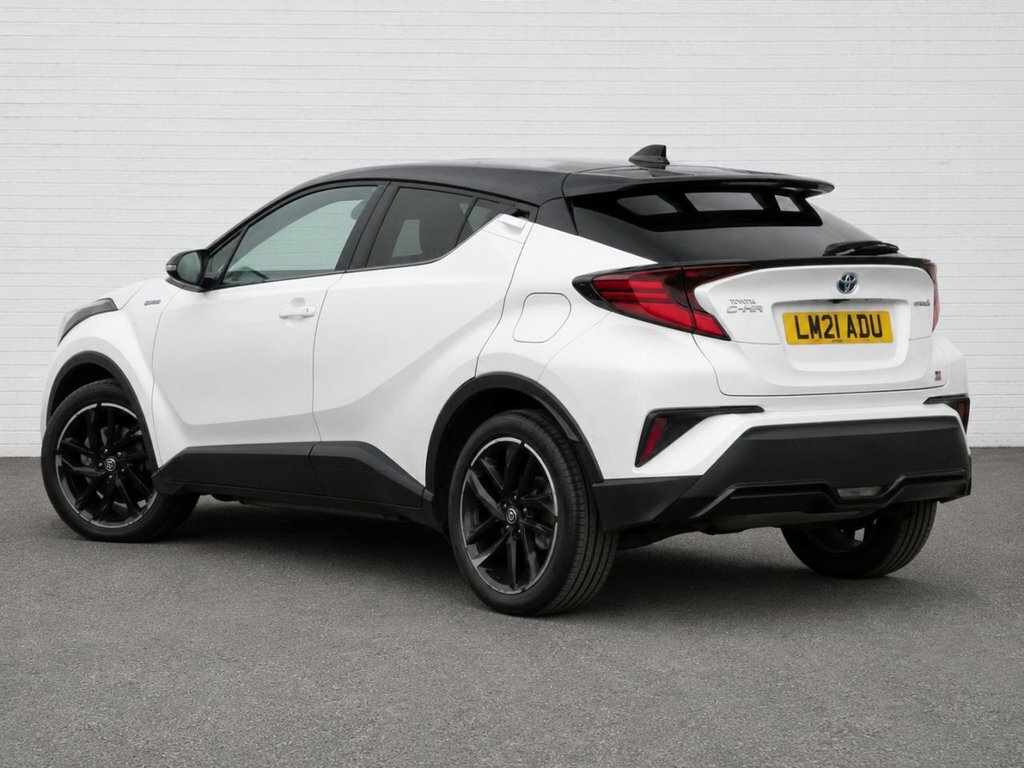 Toyota C-Hr 2L Gr Sport LM21ADU White #2