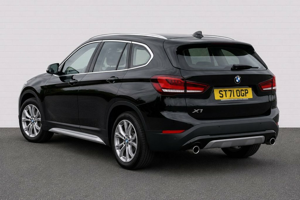 BMW X1 2L Xline ST71OGP Black #2
