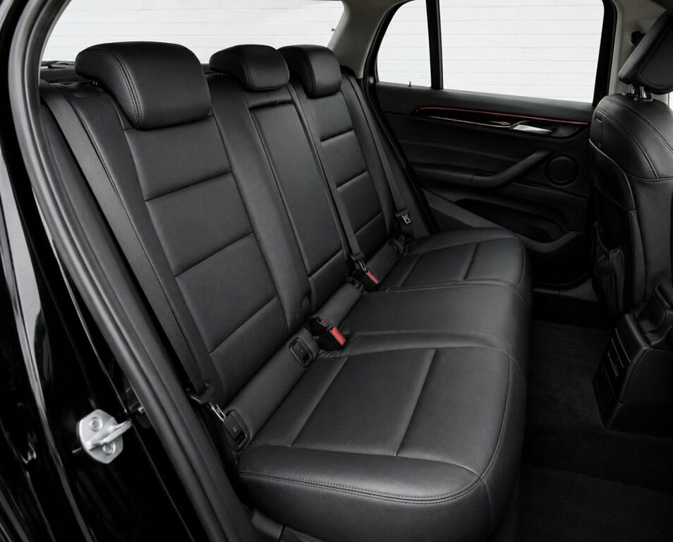 BMW X2 2L Sport NA20NFR Black #6