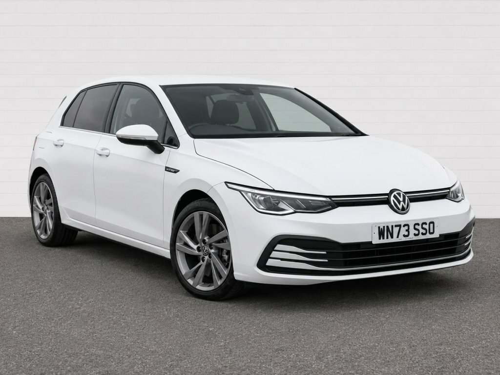Volkswagen Golf 1.5L R-line White