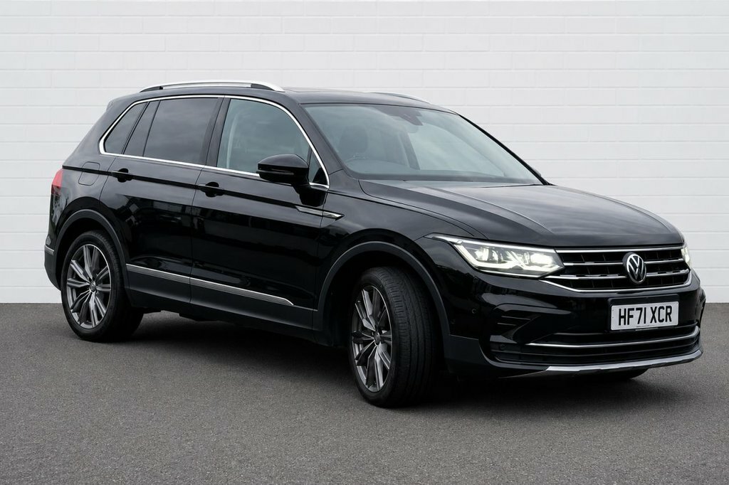 Volkswagen Tiguan 2L Elegance Black
