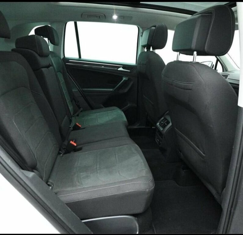 Volkswagen Tiguan 2L Elegance HF71XCR Black #6