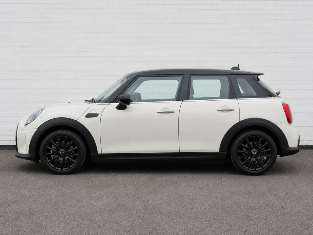 Mini Hatch 1.5L Cooper Classic NU23ZZK White #3