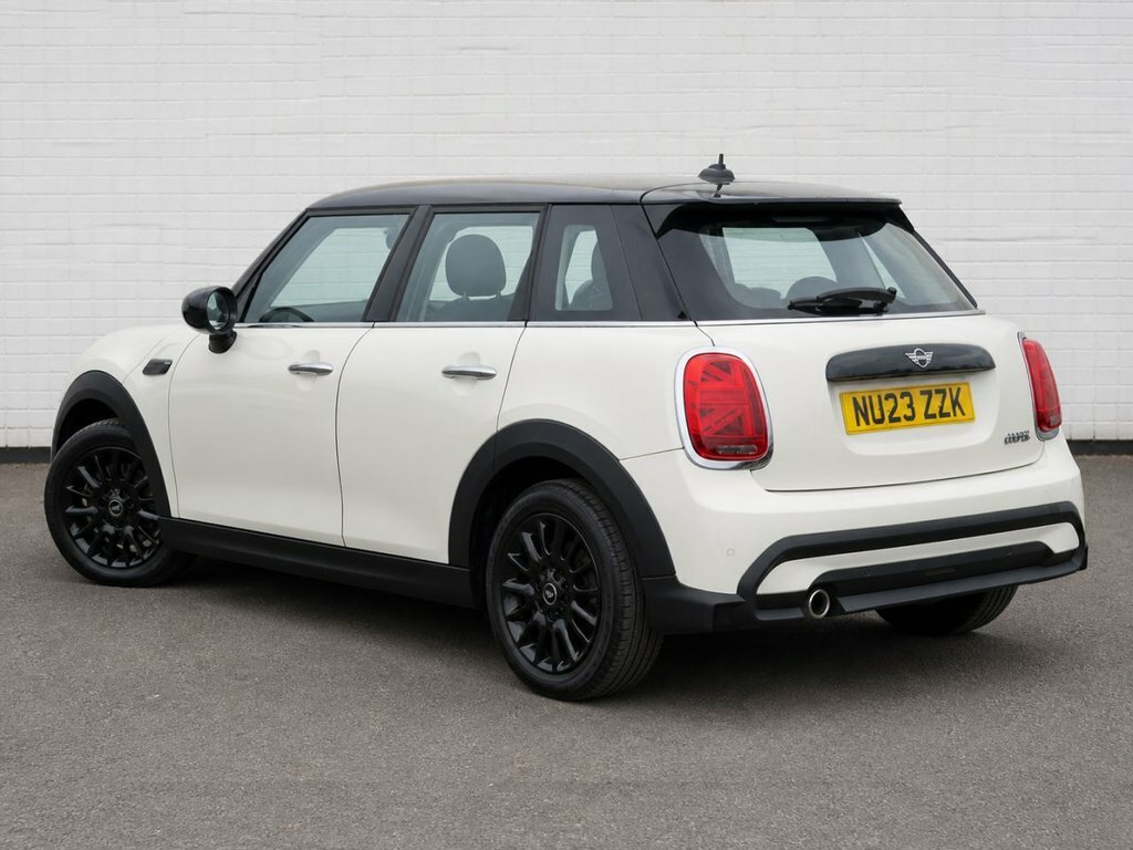 Mini Hatch 1.5L Cooper Classic NU23ZZK White #2