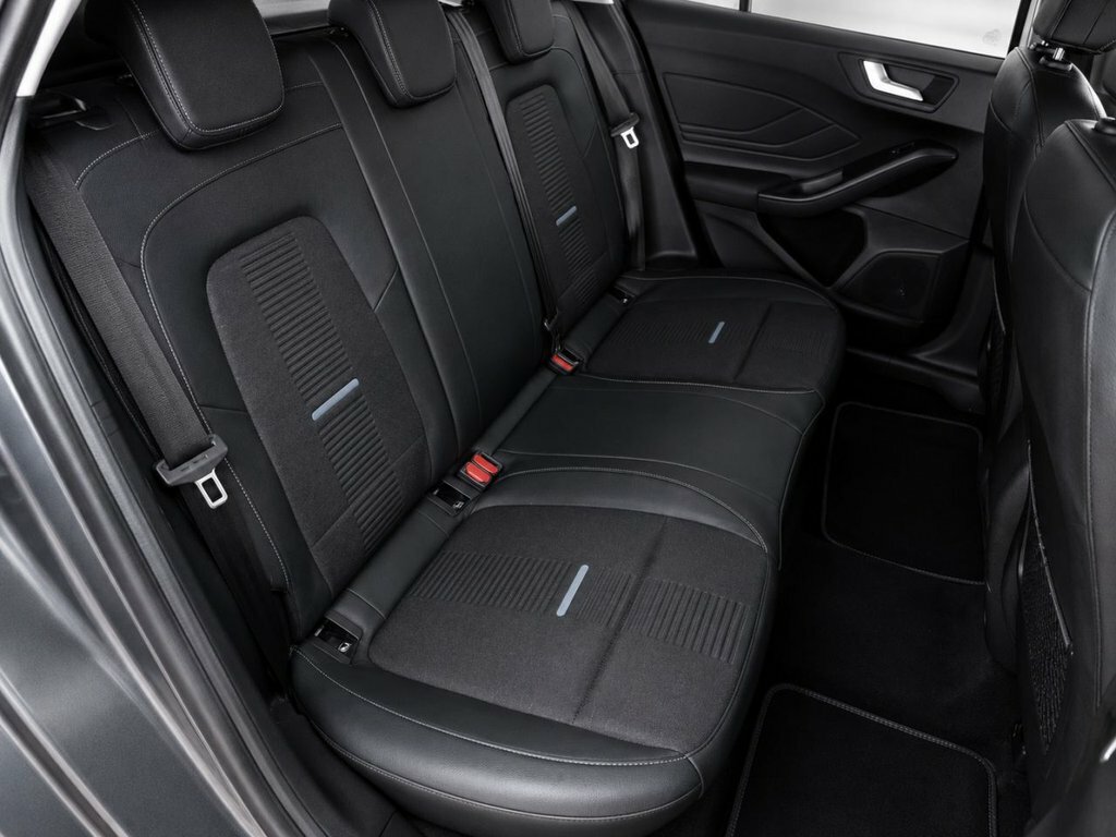 Ford Focus 1L Active X MD69ULA Grey #6