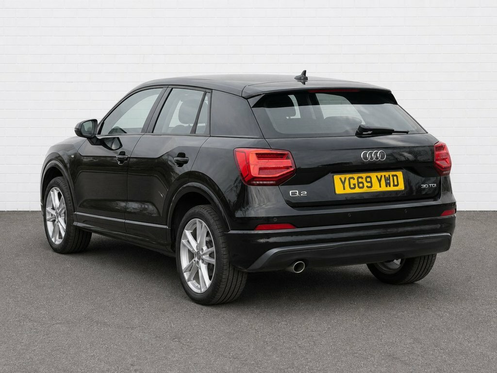 Audi Q2 1.6L Black Edition YG69YWD Black #2