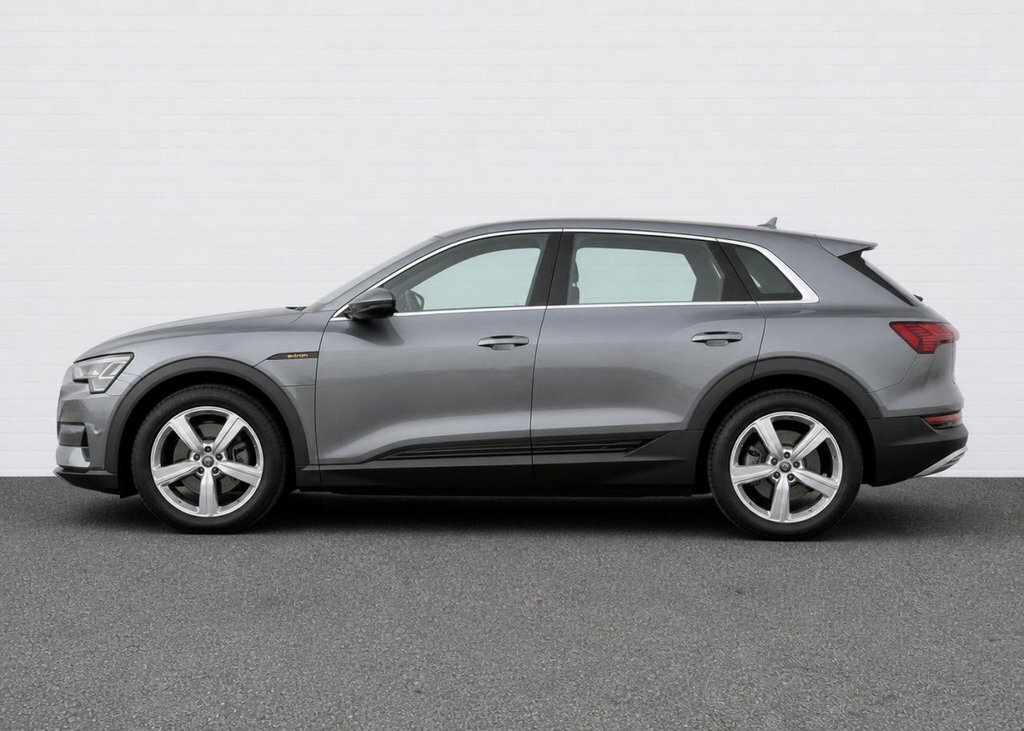 Audi E-tron Suv GX21YDB Grey #3