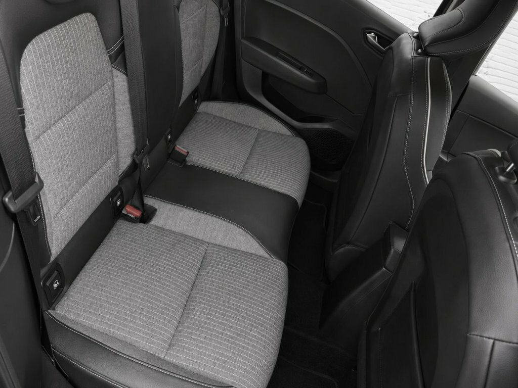 Renault Clio 1L Lutecia GX71YYM Black #5