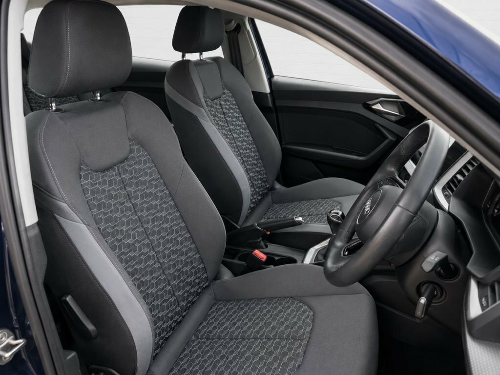 Audi A1 1L Sport NU23ZSG Blue #5