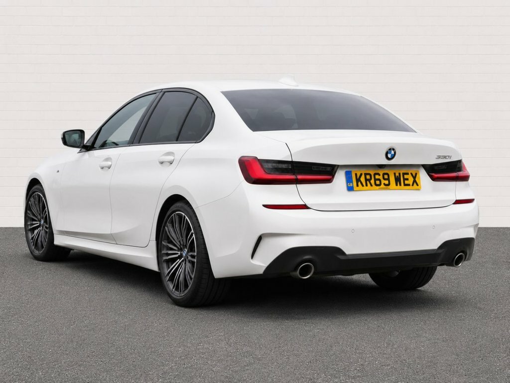 BMW 3 Series 2L M Sport KR69WEX White #2