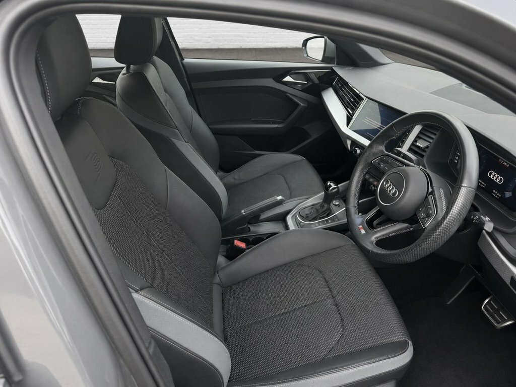 Audi A1 1L S Line KF72VSM Grey #5