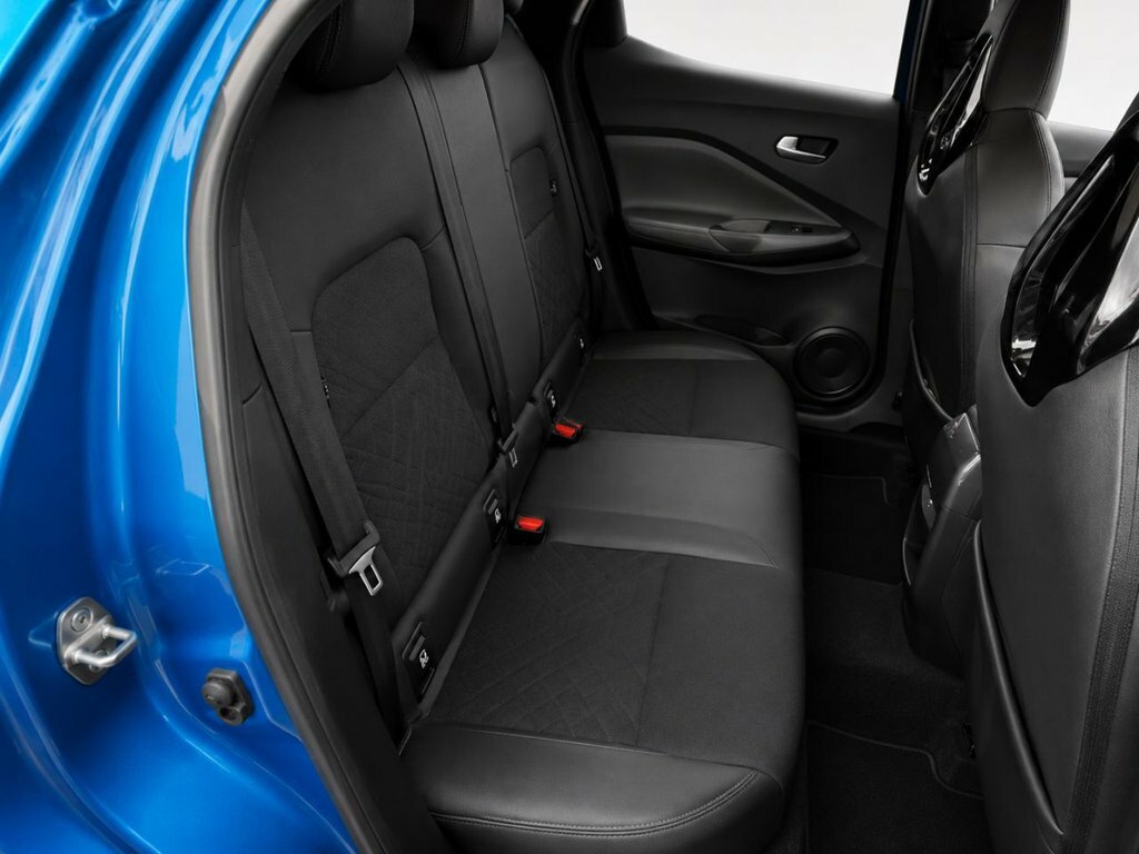 Nissan Juke 1L Tekna VO71YYL Blue #6