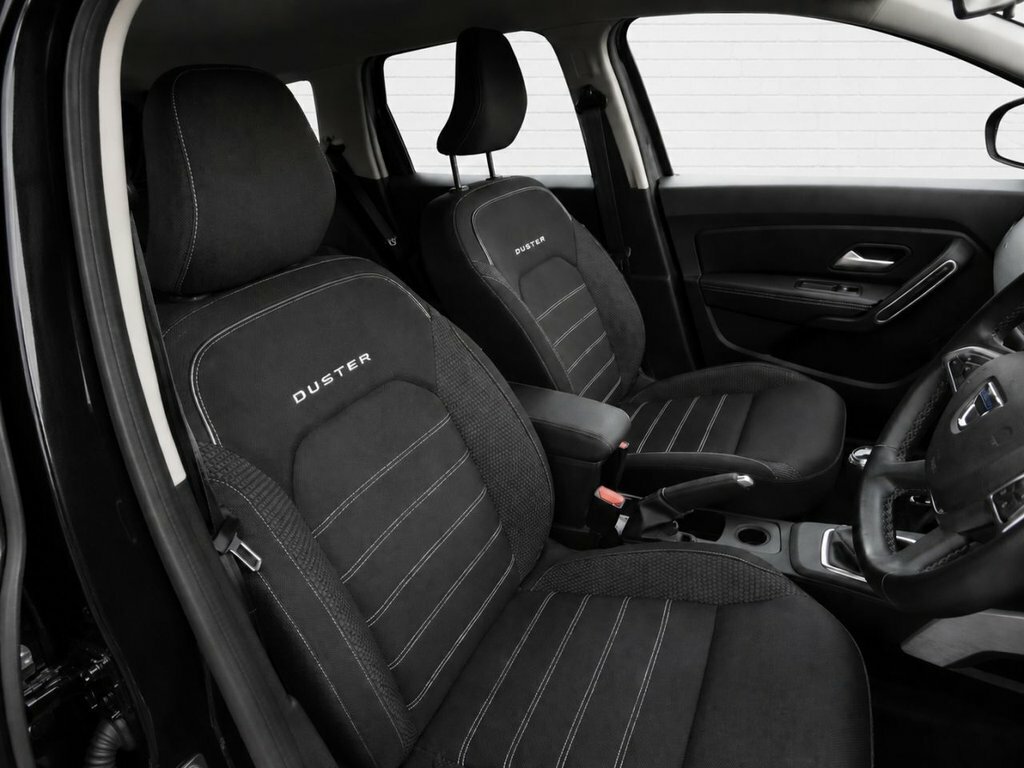 Dacia Duster 1.5L Prestige Black #5