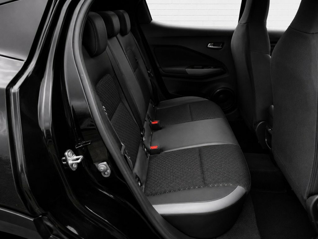 Nissan Juke 1.6L N-connecta YE73SDU Black #6