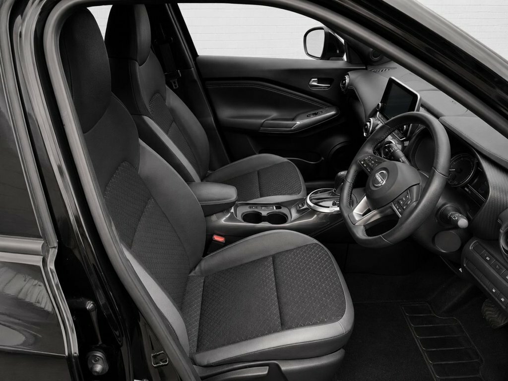 Nissan Juke 1.6L N-connecta YE73SDU Black #5