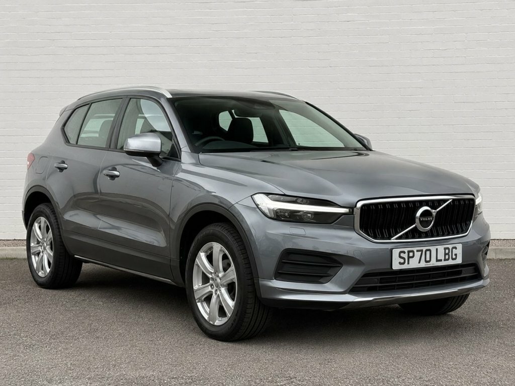 Volvo XC60 2L Momentum Grey
