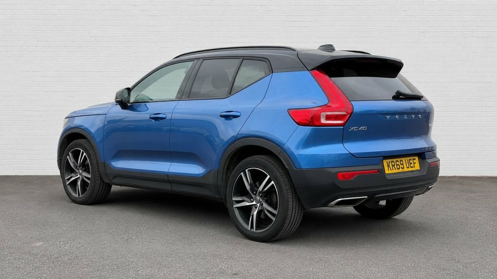 Volvo XC40 2L R-design KR69UEF Blue #2