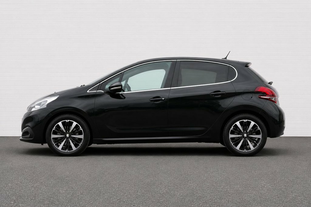 Peugeot 208 1.2L Tech Edition NJ69TVA Black #3