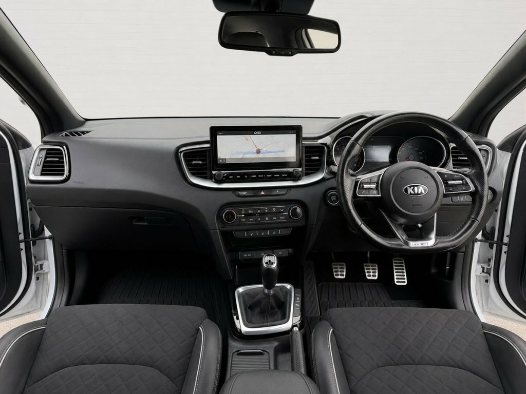 Kia Ceed 1L Gt-line White #4