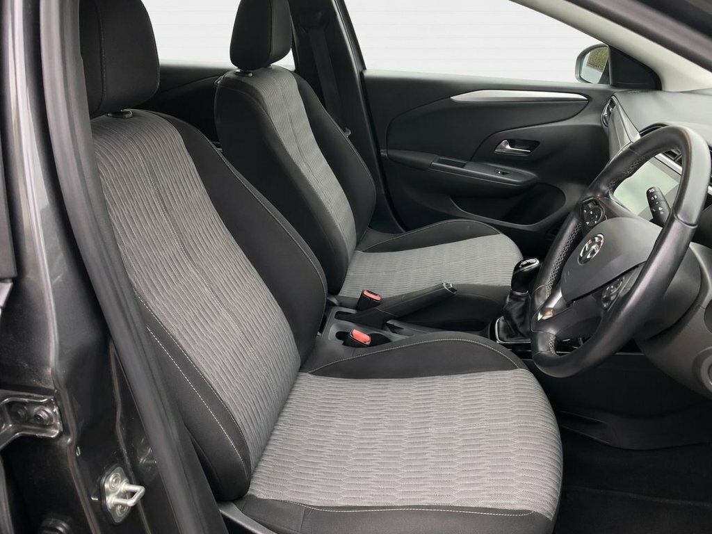 Vauxhall Corsa 1.2L Se KT69XLV Grey #4