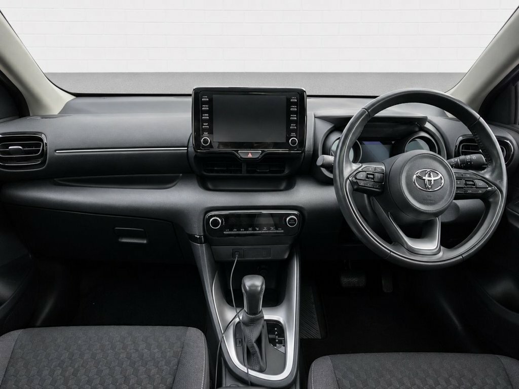 Toyota Yaris 1.5L Design OE21NWK Black #4