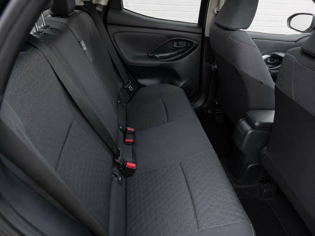 Toyota Yaris 1.5L Design OE21NWK Black #6