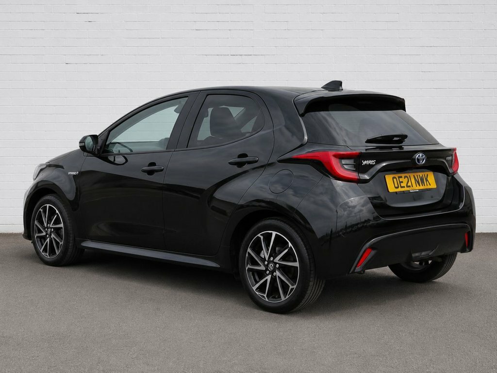 Toyota Yaris 1.5L Design OE21NWK Black #3