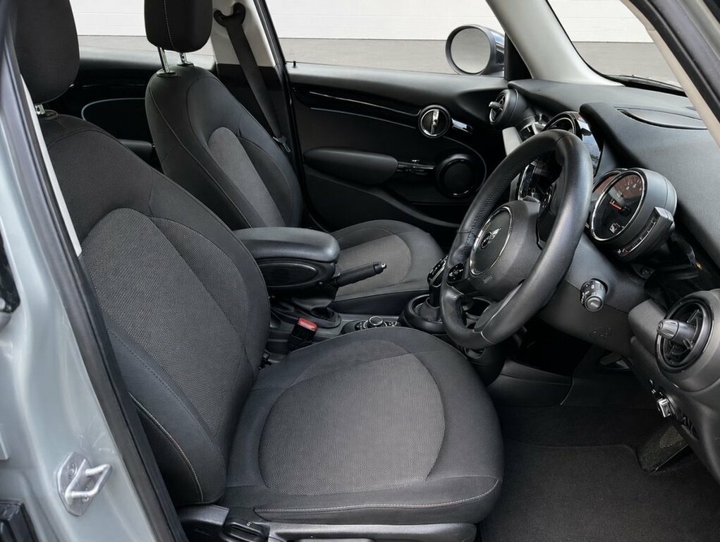 Mini Hatch 1.5L Cooper Classic NC22AOH Grey #5
