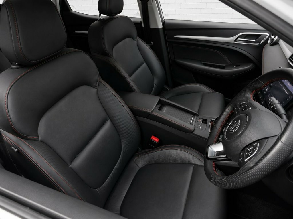 MG ZS Suv RE22YYP Silver #4