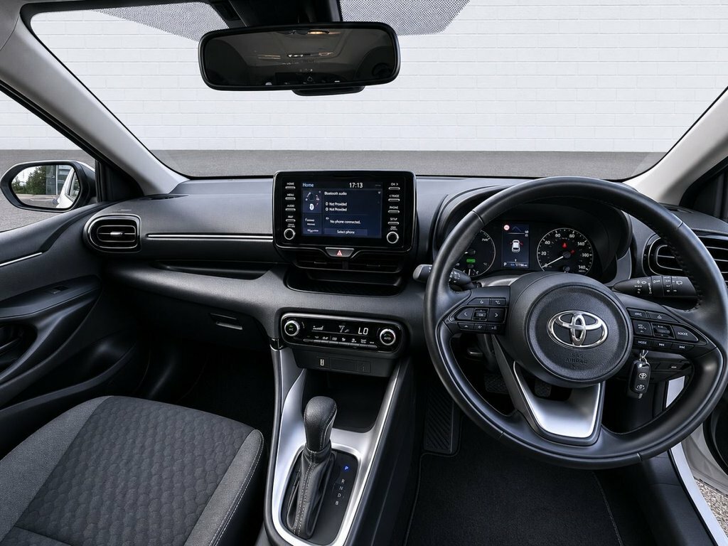 Toyota Yaris 1.5L Icon FY23URC White #4