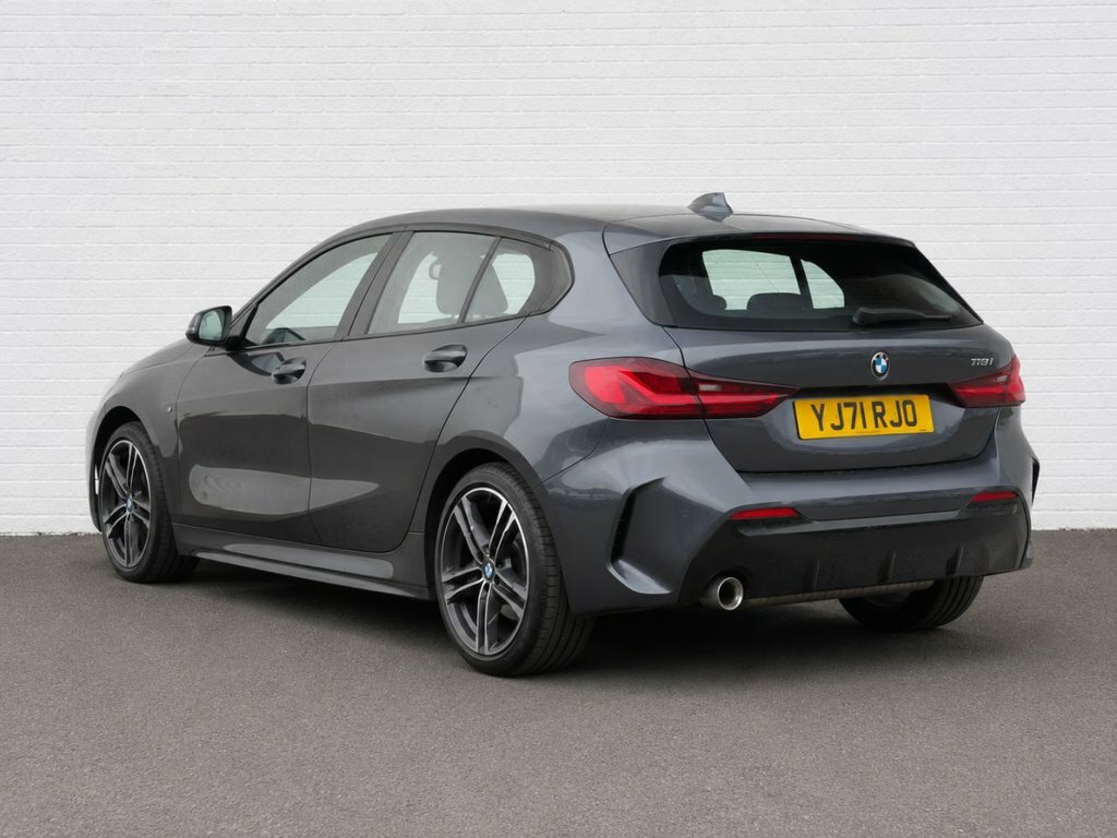 BMW 1 Series 1.5L M Sport YJ71RJO Grey #2